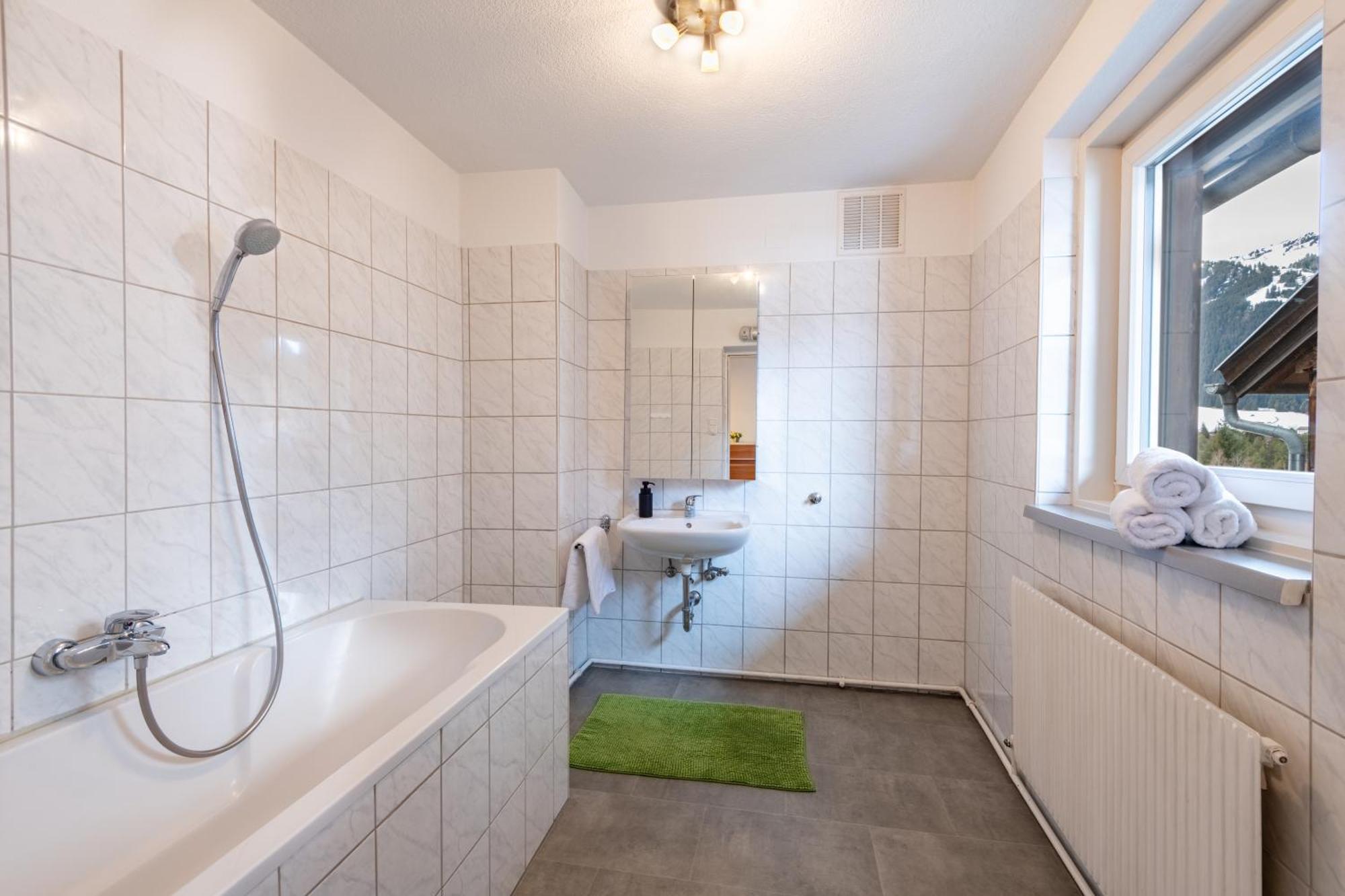 Apartmenthaus Ehrenberg Ehenbichl Exterior foto